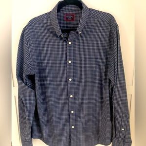 UNTUCKit - Large Button Down